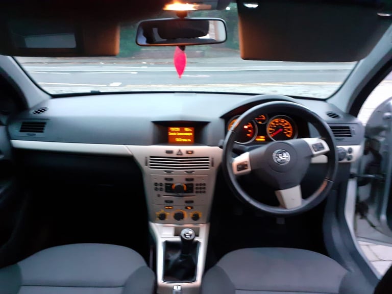Vauxhall, ASTRA, Hatchback, 2008, Manual, 1598 (cc), 5 doors