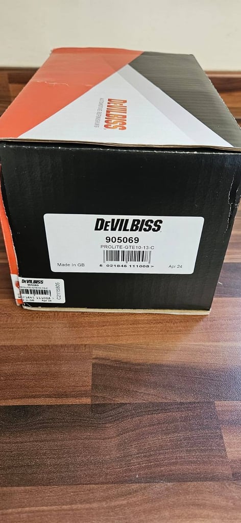 BRAN NEW BOXED DEVIBLISS PRO LITE 1.3 TE10 FOR BASE COAT PAINT AND WATERBOURN PAINT 