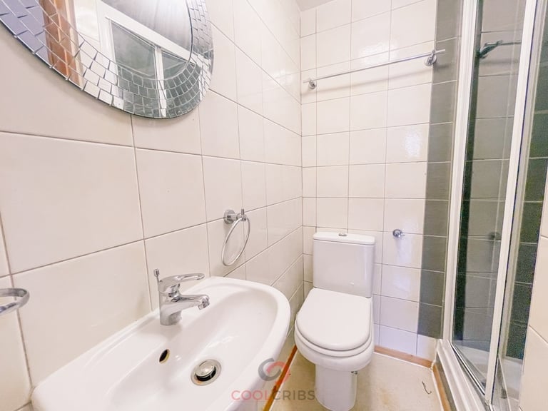Studio flat in a beautiful in Linden Gardens, Notting Hill, W2-Ref: 861