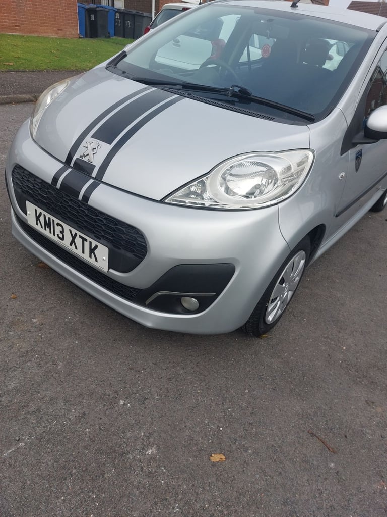 Peugeot, 107, Hatchback, 2013, Manual, 998 (cc), 5 doors