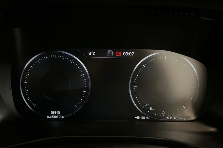 2018 68 VOLVO XC40 2.0 D3 INSCRIPTION SUV 5DR DIESEL MANUAL EURO 6 (S/S) (150 PS