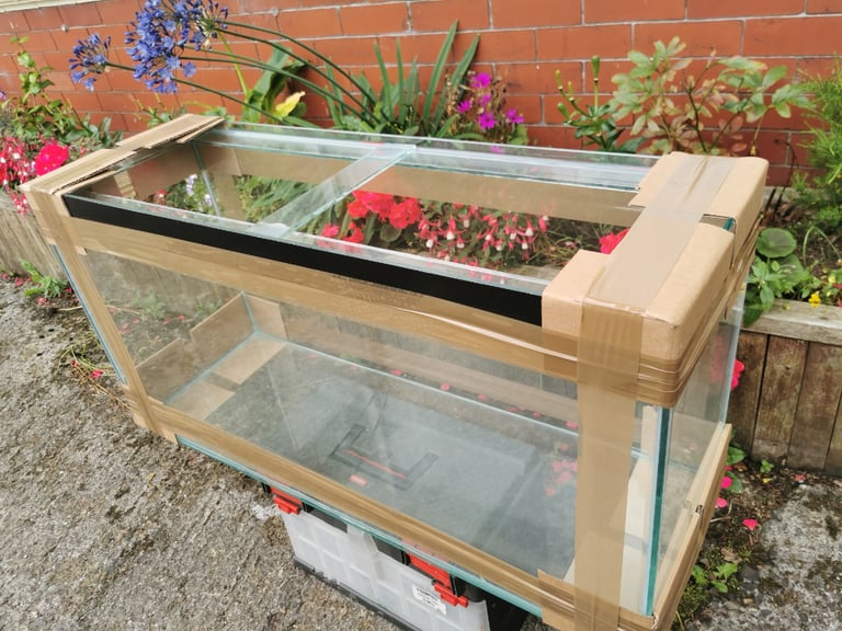 All Glass Fish Tanks Made To Measure, Lowest Prices Possible