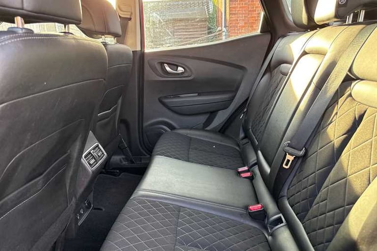 2020 Renault Kadjar 1.3 TCe Iconic SUV 5dr Petrol Manual Euro 6 (s/s) (140 ps) SUV Petrol Manual