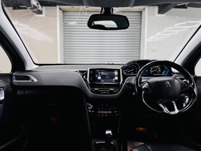 2015 Peugeot 2008 1.6 e-HDi Allure EGC Euro 5 (s/s) 5dr HATCHBACK Diesel Automatic