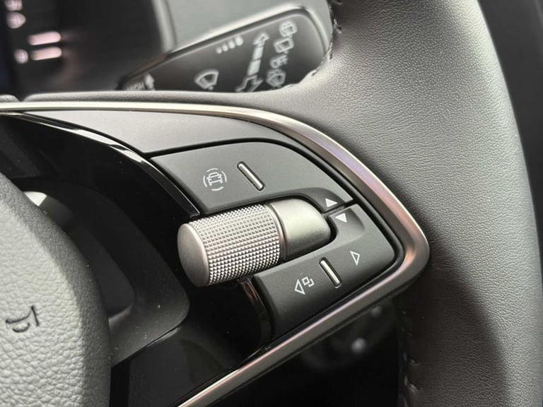 2025 Skoda Karoq 1.0 TSI 116 SE Drive 5dr Manual SUV Petrol Manual