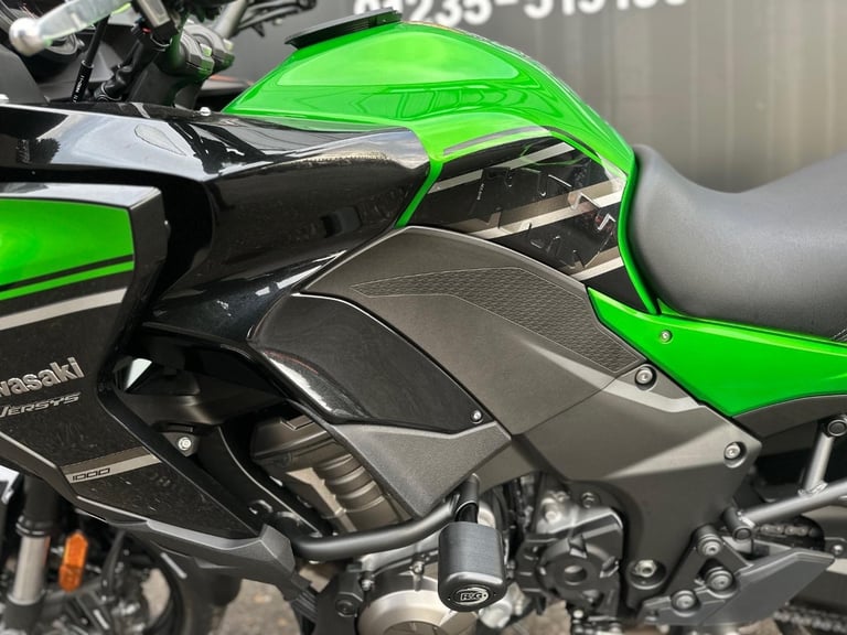 STUNNING LOW MILEAGE 2022/72 KAWASAKI VERSYS 1000 MOTORCYCLE 