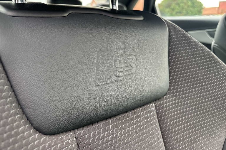 2019 Audi A4 35 TFSI S Line 4dr Saloon Petrol Manual