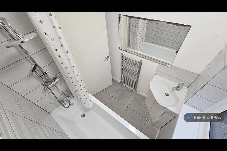 3 bedroom house in Smithy Lane, Leeds, WF3 (3 bed) (#2497998)