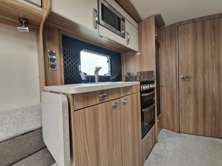 2022 Swift Challenger 480 Used Caravan