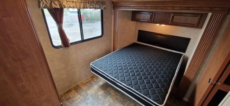 2013 Forest River Salem Cruise Lite 291FB 9 Berth American Caravan 5th Wheel RV