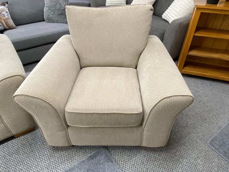 NEXT SOFA SET - COMPRISES OF 3 SEATER & 2 MATCHING CHAIRS