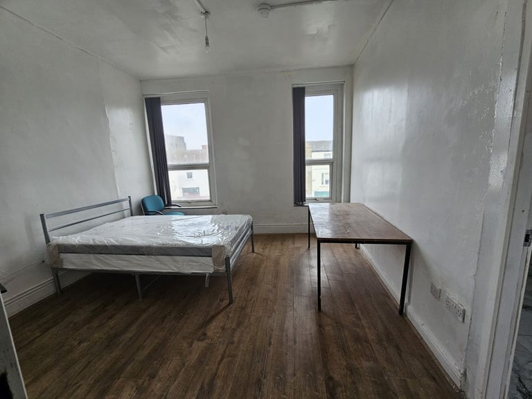 1 bed flat available now 