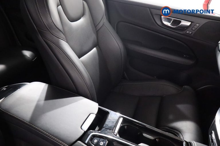 2021 Volvo V60 2.0 T6 Recharge PHEV Inscription 5dr AWD Auto ESTATE PETROL/ELECTRIC Automatic