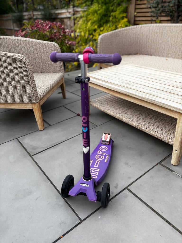Maxi Micro scooter purple 