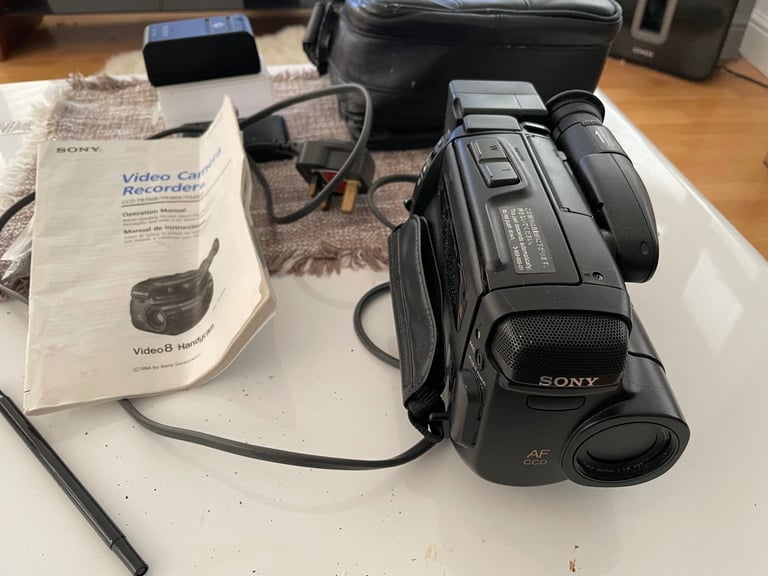 Sony ccdtr350 camcorder 