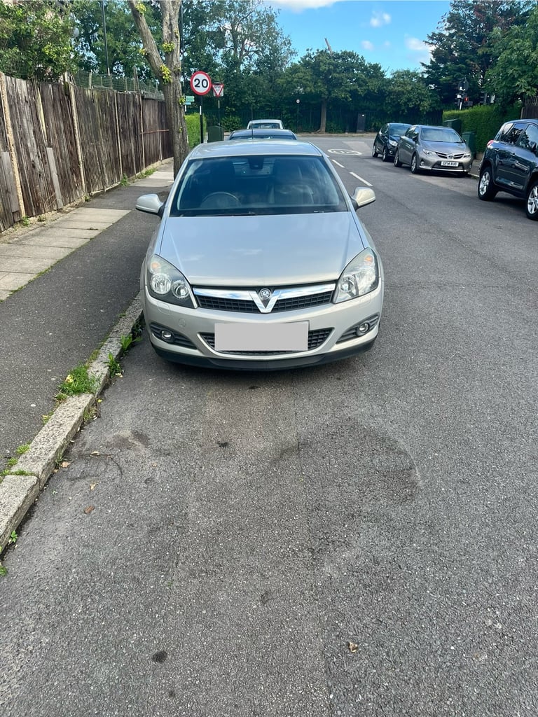 image for (59 plate) 2010 Vauxhall Astra Design, Xclusive 3DR 1.8v Petrol 53,000k mileage. 