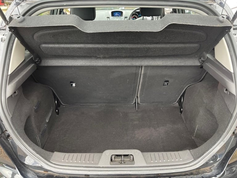 2016 Ford Fiesta 1.25 Zetec Euro 6 5dr Hatchback Petrol Manual