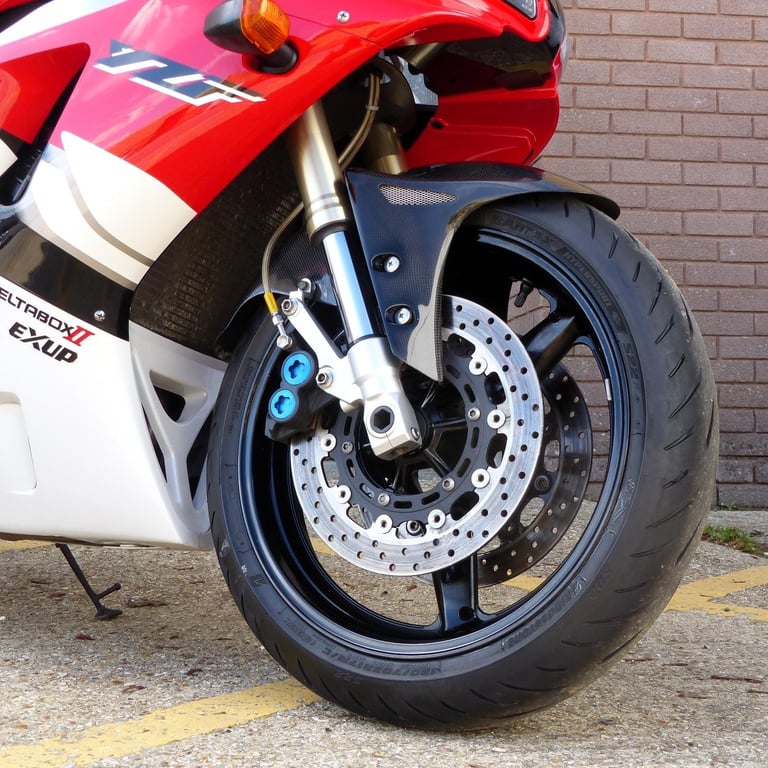 2000 Yamaha YZF-R1 – Increasingly Rare, Superb Condition, Only 13,239 Miles