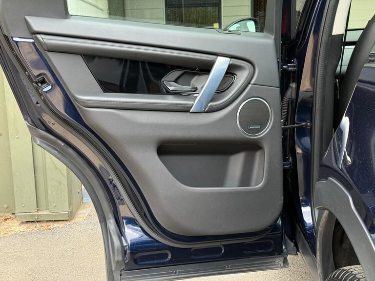 2020 Land Rover Discovery Sport 2.0 P250 MHEV HSE Auto 4WD Euro 6 (s/s) 5dr ESTATE Petrol Automatic