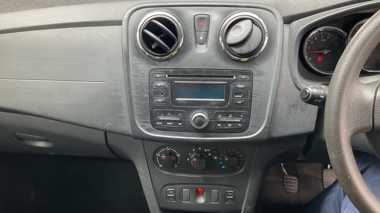 * 65 2016 DACIA SANDERO 1.2 AMBIANCE 5 DOOR + 74K MILES + HPI CLEAR + LONG MOT *