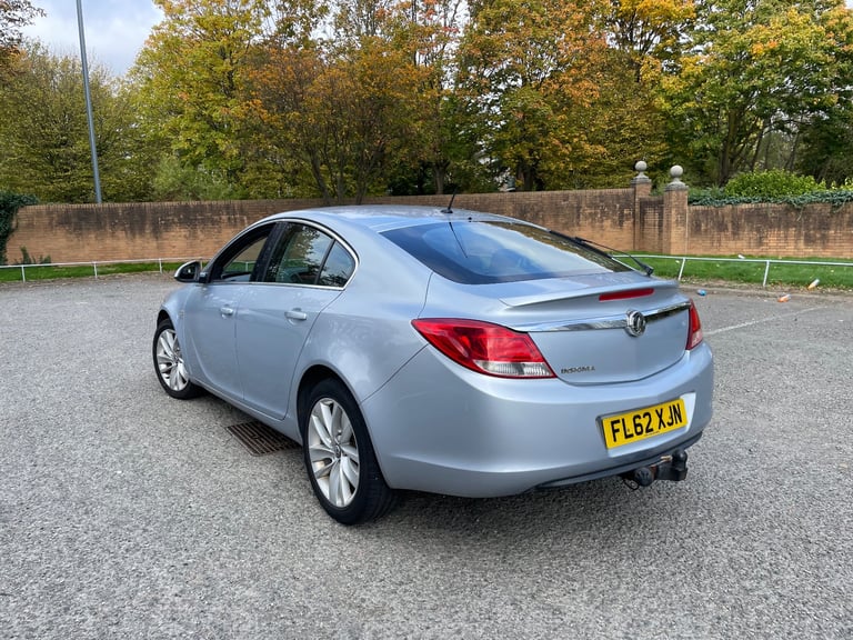 Vauxhall, INSIGNIA, Hatchback, 2012, Manual, 1796 (cc), 5 doors