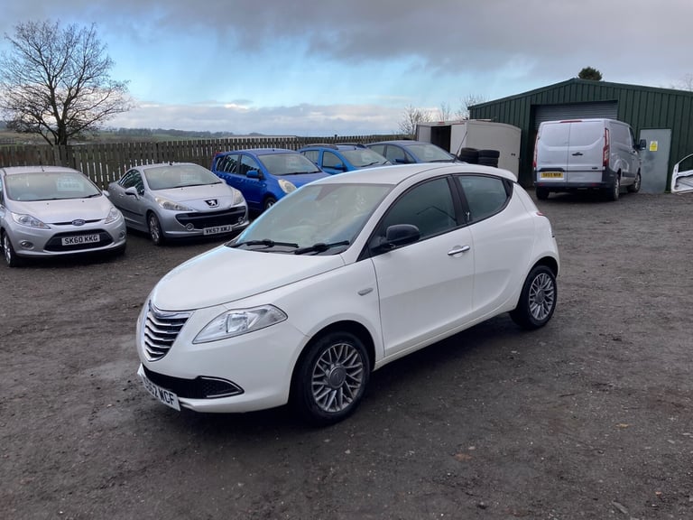 image for 2012 Chrysler Ypsilon 1.2 SE 5dr HATCHBACK Petrol Manual