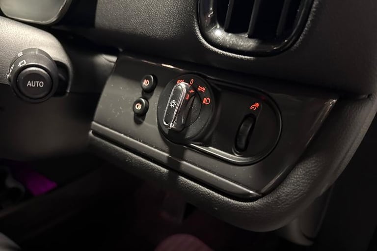 2023 MINI Countryman 1.5 Cooper Classic SUV 5dr Petrol Steptronic Euro 6 (s/s) (136 ps) Automati ...