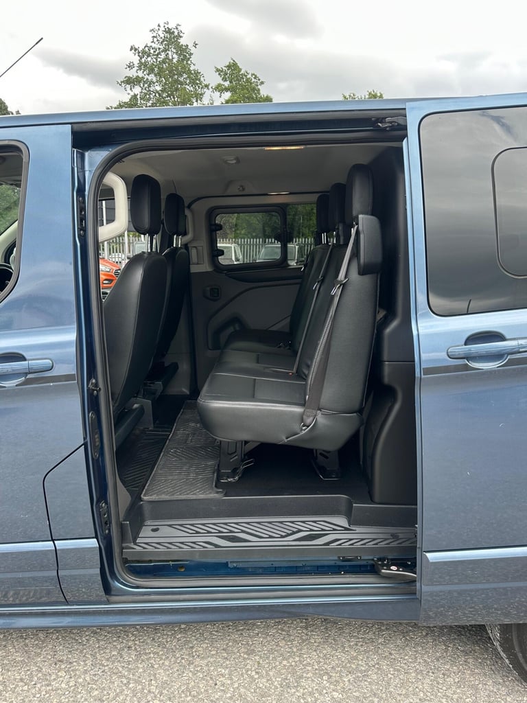 2019 Ford Transit Custom 2.0 TDCi 170ps Low Roof D/Cab Sport Van Auto PANEL VAN DIESEL Automatic