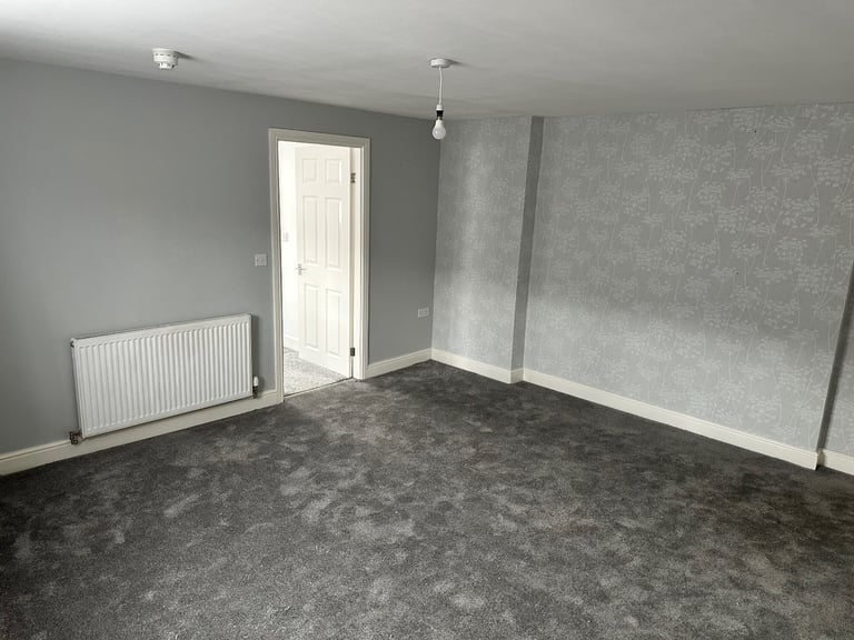 One bedroom mini flat ALL BILLS PAID FOR WHEATLEY 