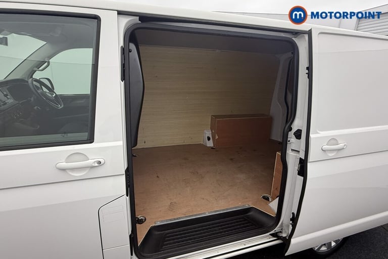 2024 Volkswagen Transporter 2.0 TDI 110 Highline Van PANEL VAN DIESEL Manual