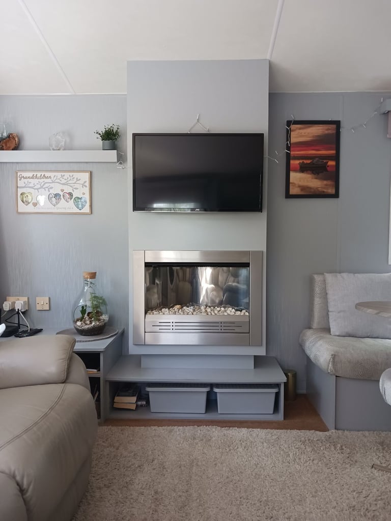 Static Caravan Sited On Hoburne Bashley, Hampshire 