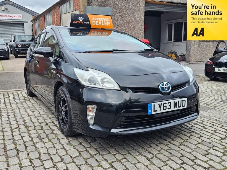 2014 Toyota Prius 1.8 Hybrid Automatic 5dr 5 Seats Hatchback Petrol/Electric Hybrid Automatic