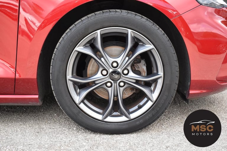 2018 Ford Focus 1.0T EcoBoost ST-Line Hatchback 5dr Petrol Manual Euro 6 (s/s) (125 ps) Hatchback...