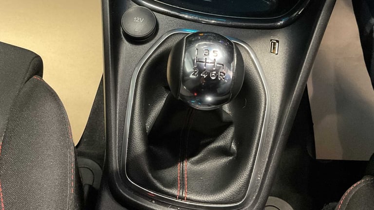 2022 Ford Puma 1.0 EcoBoost Hybrid mHEV ST-Line 5dr Hatchback Petrol Manual