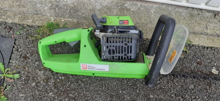 Hedge trimmer long reach running brilliant 