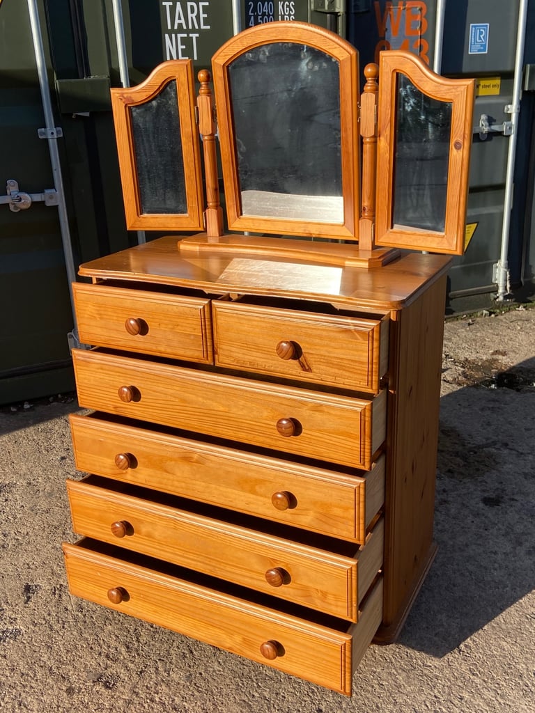 Pine chest of 4+2 drawer & Mirror 