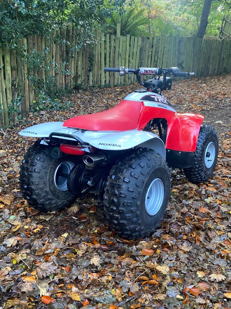 Honda trx 125 quad bike big red