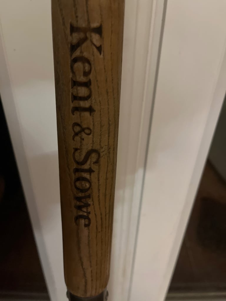 Kent & Stowe gardening spade