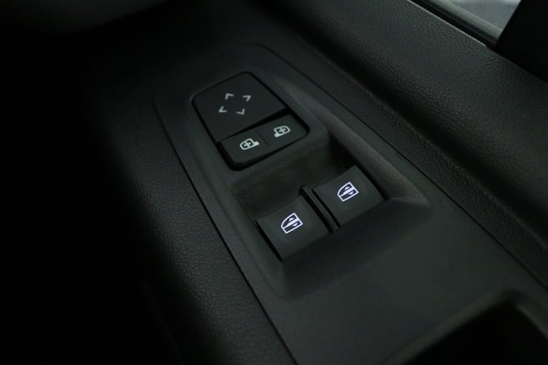 2025 Renault Master LM35 Blue dCi 150 Advance Medium Roof Van Auto PANEL VAN DIESEL Automatic