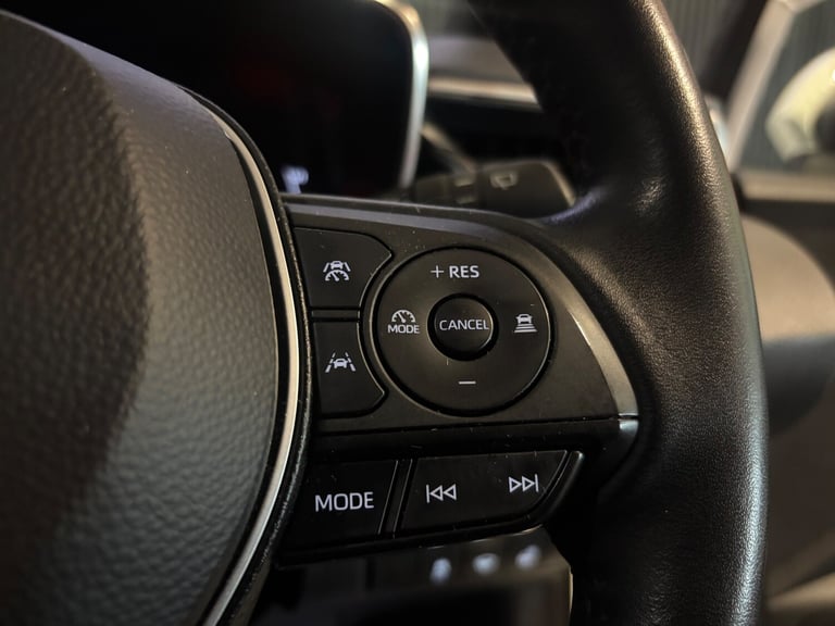 2023 Suzuki Swace 1.8h Motion Estate 5dr Petrol Hybrid CVT Euro 6 (s/s) (140 ps)