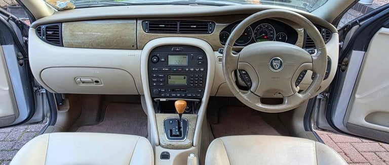 Jaguar V6 X-TYPE, Saloon (2001) for sale! 2 Keys! 