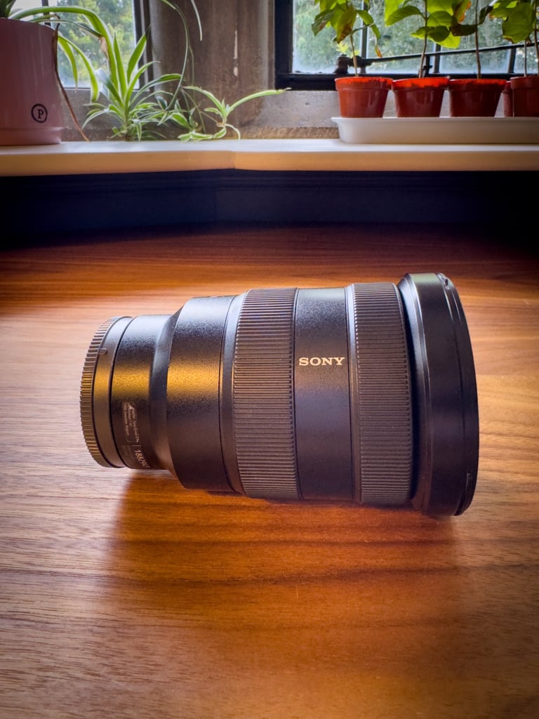 Sony GM 16-35 f2.8 - pristine!