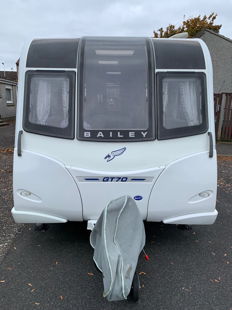 Bailey Pegasus GT70 Brindisi 2017 - 4 Berth - Fixed Island Bed
