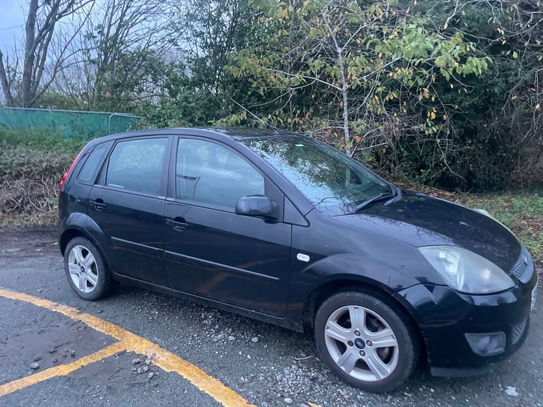 FORD FIESTA 1.4 ZETEC CLIMATE 58 REG 5 DOOR 75175 MILES 12 MONTHS MOT LOW INSURANCE 48+MPG