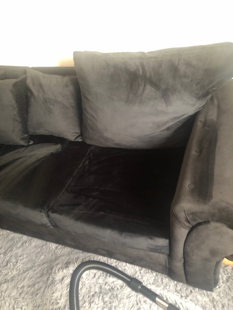 Black Verona corner sofa