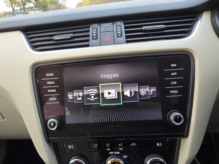 2017 Skoda Octavia 1.6 TDI SE L Estate 5dr Diesel DSG Euro 6 (s/s) (115 ps) Estate Diesel Automatic