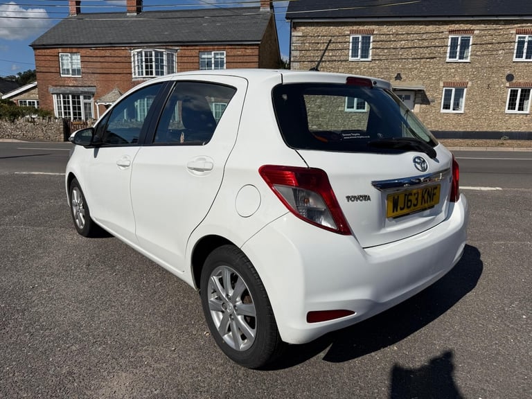 2013 Toyota Yaris 1.3VVT-I TR 5dr Hatchback Petrol Manual