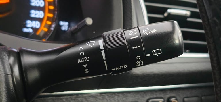 2014 Toyota Avensis 2.0 V-Matic Excel Touring CVT 5dr Petrol Automatic