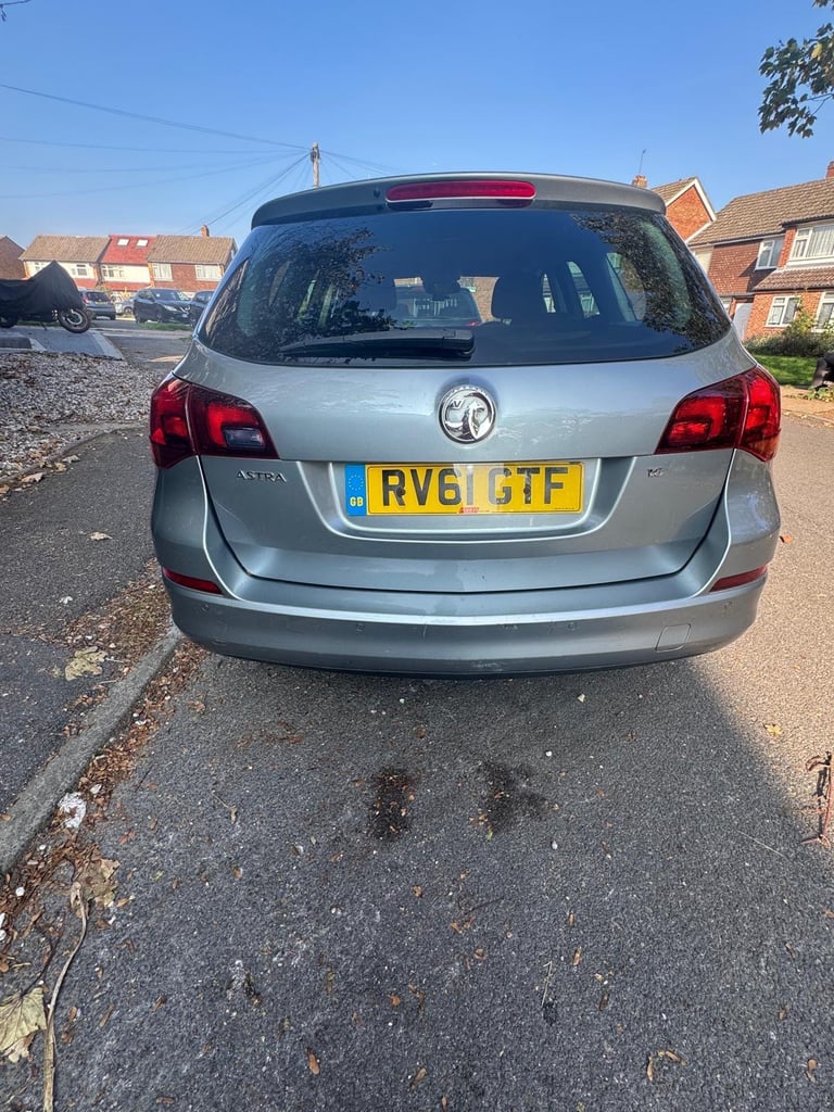 Vauxhall, ASTRA, Estate, 2011, Other, 1598 (cc), 5 doors