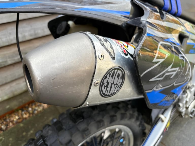 2008 / 08 Yamaha WR250F £2750 Blue 7595 miles.